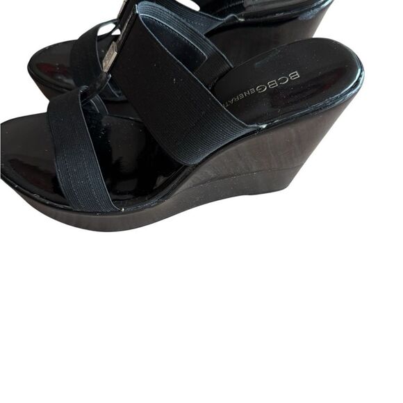 BCBG Generation Black Wedge Sandals Size 6.5 | Love/List Challenge - Picture 2 of 4